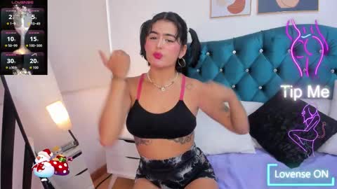 Snapshot of valery_jame chatting on 16, 12, 2025 Valery online show from 16, 12, 2025