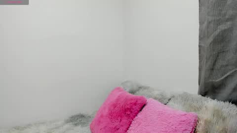 Snapshot of valery_kils chatting on 25, 4, 2026 VALERY online show from 25, 4, 2026