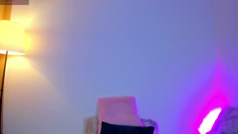 Snapshot of valery_kils chatting on 15, 5, 2026 VALERY online show from 15, 5, 2026