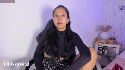 Val online show from 15, 10, 2025