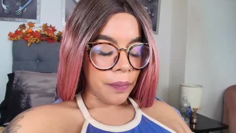 Snapshot of valeryharriz chatting on 7, 12, 2024 valeryharriz online show from 7, 12, 2024