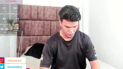 Snapshot of valerystonne_ chatting on 28, 1, 2025 Valery Stonne online show from 28, 1, 2025