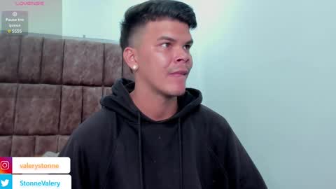 Snapshot of valerystonne_ chatting on 8, 2, 2025 Valery Stonne online show from 8, 2, 2025