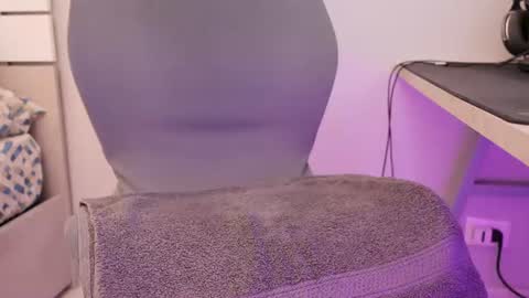 tinyfemboy online show from 14, 7, 2026