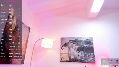 Snapshot of valerywalker7 chatting on 9, 2, 2025 Valery Walker online show from 9, 2, 2025