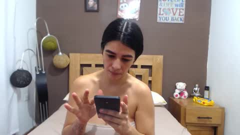 Snapshot of valesantodomingo chatting on 17, 12, 2025 Sofia online show from 17, 12, 2025