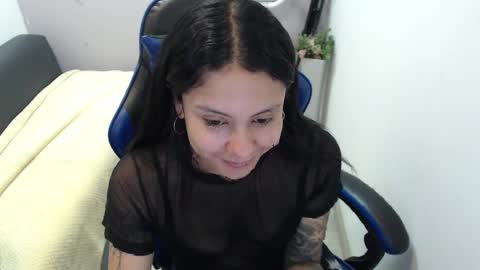 Snapshot of valevicious chatting on 7, 4, 2026 valevicious online show from 7, 4, 2026