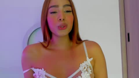 Snapshot of valezny69 chatting on 27, 5, 2026 Valezny V online show from 27, 5, 2026
