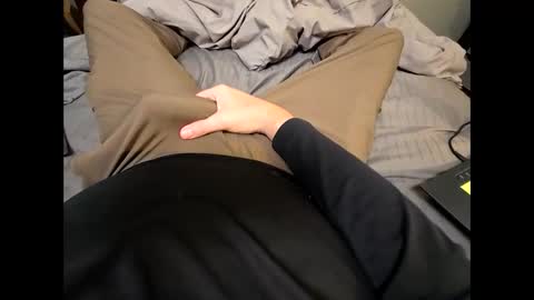 Snapshot of valhal2020 chatting on 4, 10, 2025 Valhal online show from 4, 10, 2025