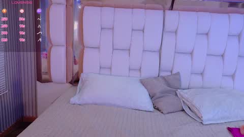 Valkiria moore  online show from 21, 9, 2025