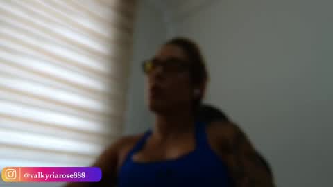 Isis  online show from 27, 4, 2026