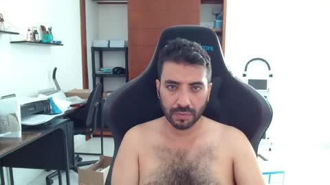 Snapshot of vallartamexi chatting on 25, 5, 2026 Roberto Carlos online show from 25, 5, 2026
