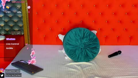 Snapshot of valleriejonnes chatting on 9, 3, 2025 Valerie Val V online show from 9, 3, 2025