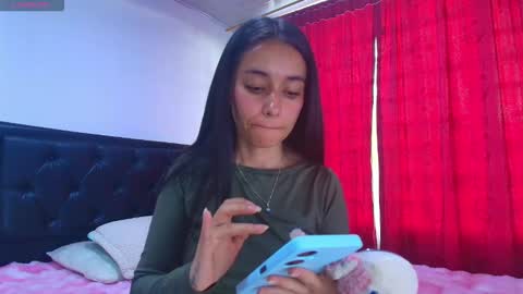 Snapshot of vallery_evanss chatting on 30, 10, 2025 Taty independent account online show from 30, 10, 2025