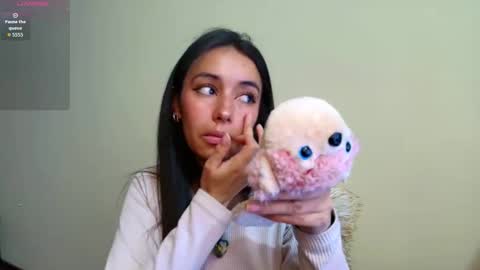 Snapshot of vallery_evanss chatting on 16, 12, 2025 Taty independent account online show from 16, 12, 2025