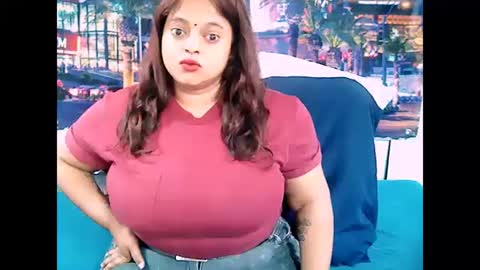 Snapshot of valleyval chatting on 8, 1, 2025 indianvalvet priya is back online show from 8, 1, 2025