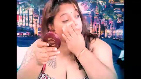 Snapshot of valleyval chatting on 1, 2, 2025 indianvalvet priya is back online show from 1, 2, 2025