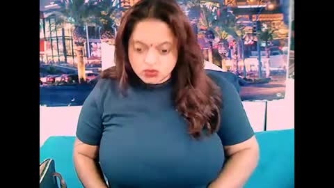 Snapshot of valleyval chatting on 8, 2, 2025 indianvalvet priya is back online show from 8, 2, 2025