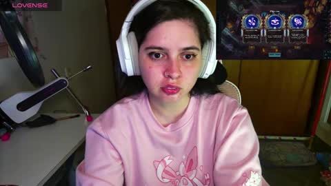 Im Violet online show from 15, 2, 2025