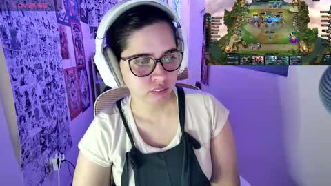 Im Violet online show from 5, 11, 2025