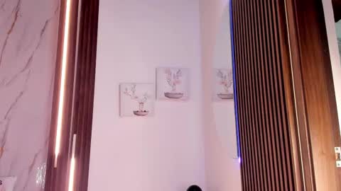 Vallolet Peach  online show from 5, 2, 2026