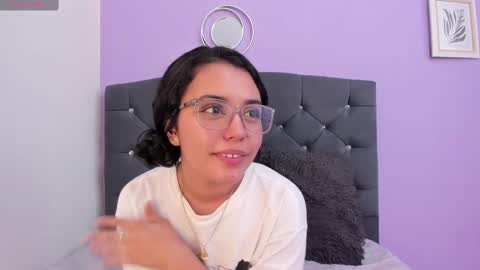 Snapshot of valu_0 chatting on 24, 1, 2025 valu online show from 24, 1, 2025