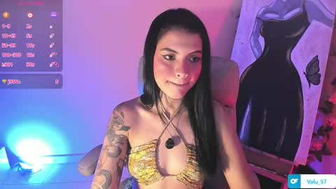 Snapshot of valu_57 chatting on 18, 11, 2025 Valu online show from 18, 11, 2025