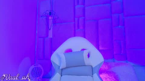 Snapshot of valuh_blake chatting on 23, 7, 2026 Valuh online show from 23, 7, 2026