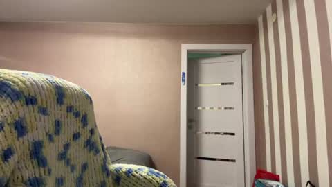 Snapshot of valvet_sky chatting on 10, 6, 2026 Lily online show from 10, 6, 2026