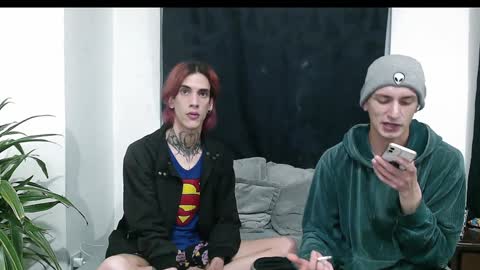 Vamp Noah and Dan online show from 7, 1, 2025