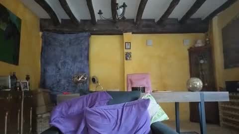 vampwoman online show from 20, 11, 2025