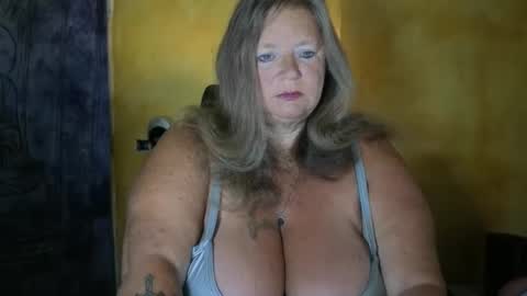 Snapshot of vampwoman chatting on 5, 5, 2026 vampwoman online show from 5, 5, 2026
