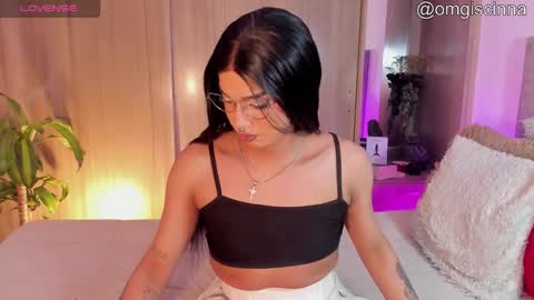 Cinnamon  online show from 20, 12, 2025