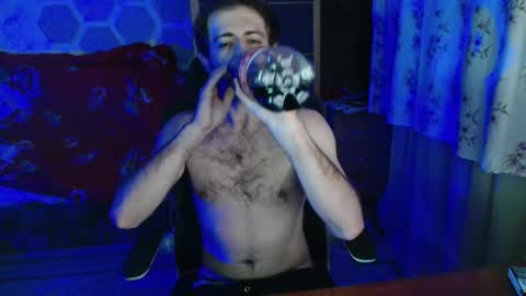 Emy online show from 22, 12, 2025