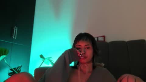 Snapshot of vandalovee chatting on 11, 3, 2026 Babi Alu online show from 11, 3, 2026