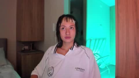 Snapshot of vandalovee chatting on 30, 3, 2026 Babi Alu online show from 30, 3, 2026