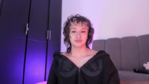 Snapshot of vandalovee chatting on 28, 5, 2026 Babi Alu online show from 28, 5, 2026