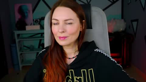 Snapshot of vandarossi chatting on 12, 1, 2025 Vanda online show from 12, 1, 2025