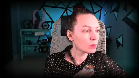 Snapshot of vandarossi chatting on 8, 11, 2025 Vanda online show from 8, 11, 2025