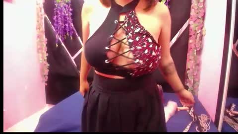 Snapshot of vanesa_boobs chatting on 11, 2, 2026 vanessa bobs online show from 11, 2, 2026