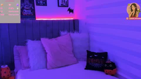 vanesa_moon_ online show from 24, 10, 2025