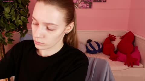 Vanessa online show from 8, 4, 2026