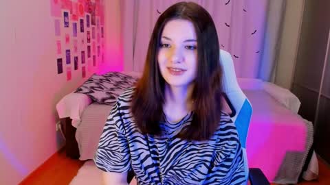 Snapshot of vanessa_brills chatting on 8, 2, 2025 Vanessa online show from 8, 2, 2025