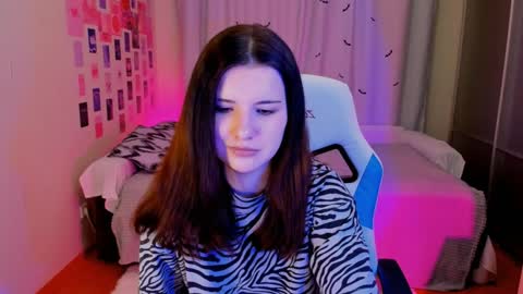 Snapshot of vanessa_brills chatting on 8, 2, 2025 Vanessa online show from 8, 2, 2025