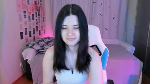 Snapshot of vanessa_brills chatting on 2, 3, 2025 Vanessa online show from 2, 3, 2025