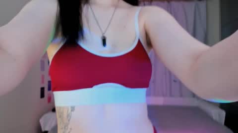 Snapshot of vanessa_brills chatting on 5, 3, 2025 Vanessa online show from 5, 3, 2025