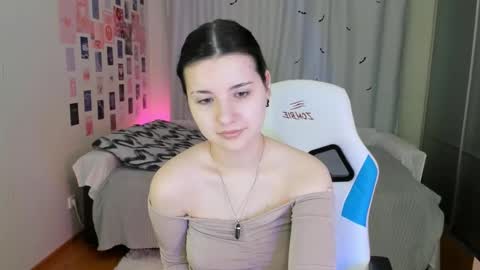 Snapshot of vanessa_brills chatting on 6, 3, 2025 Vanessa online show from 6, 3, 2025