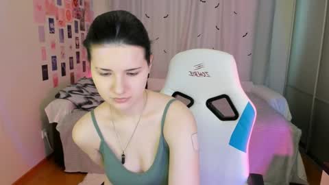 Snapshot of vanessa_brills chatting on 9, 3, 2025 Vanessa online show from 9, 3, 2025