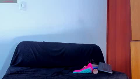 Snapshot of vanessa_gonzaless chatting on 30, 10, 2025 Vanessa online show from 30, 10, 2025