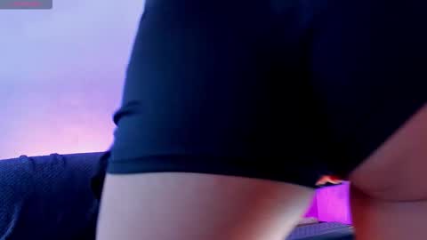 Snapshot of vanessa_gonzaless chatting on 7, 11, 2025 Vanessa online show from 7, 11, 2025